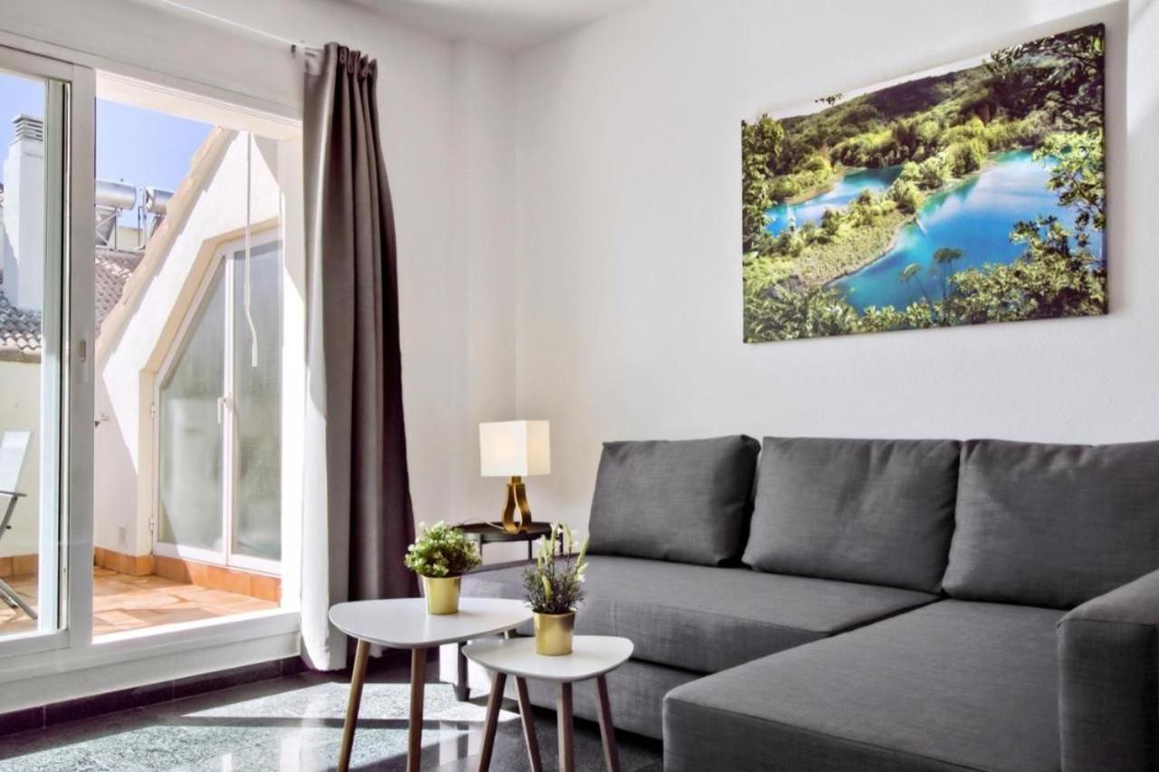 Atico Con Terraza Privada En Malaga Centro Apartamento Exterior foto